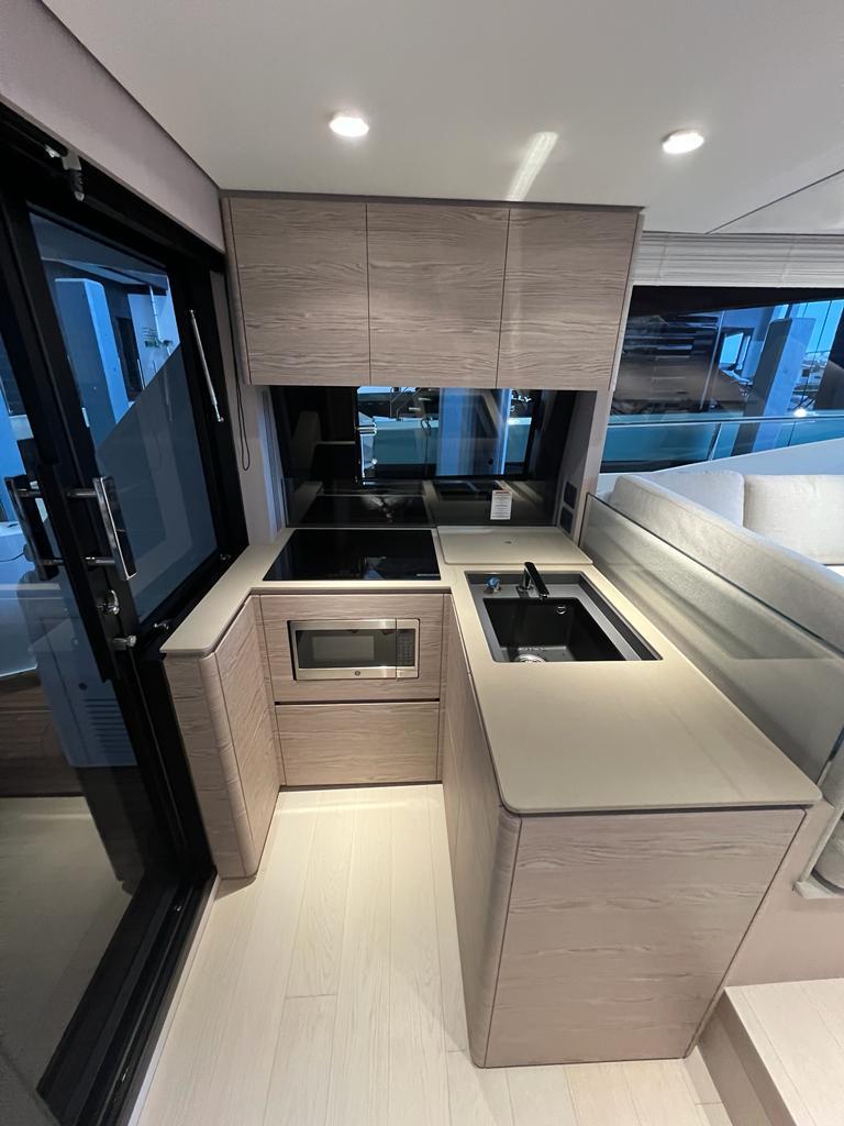 2024 FERRETTI YACHTS 500 